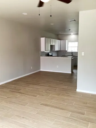 $2,395 | 10445 Wicklowe Street, Unit A, Houston, TX 77016