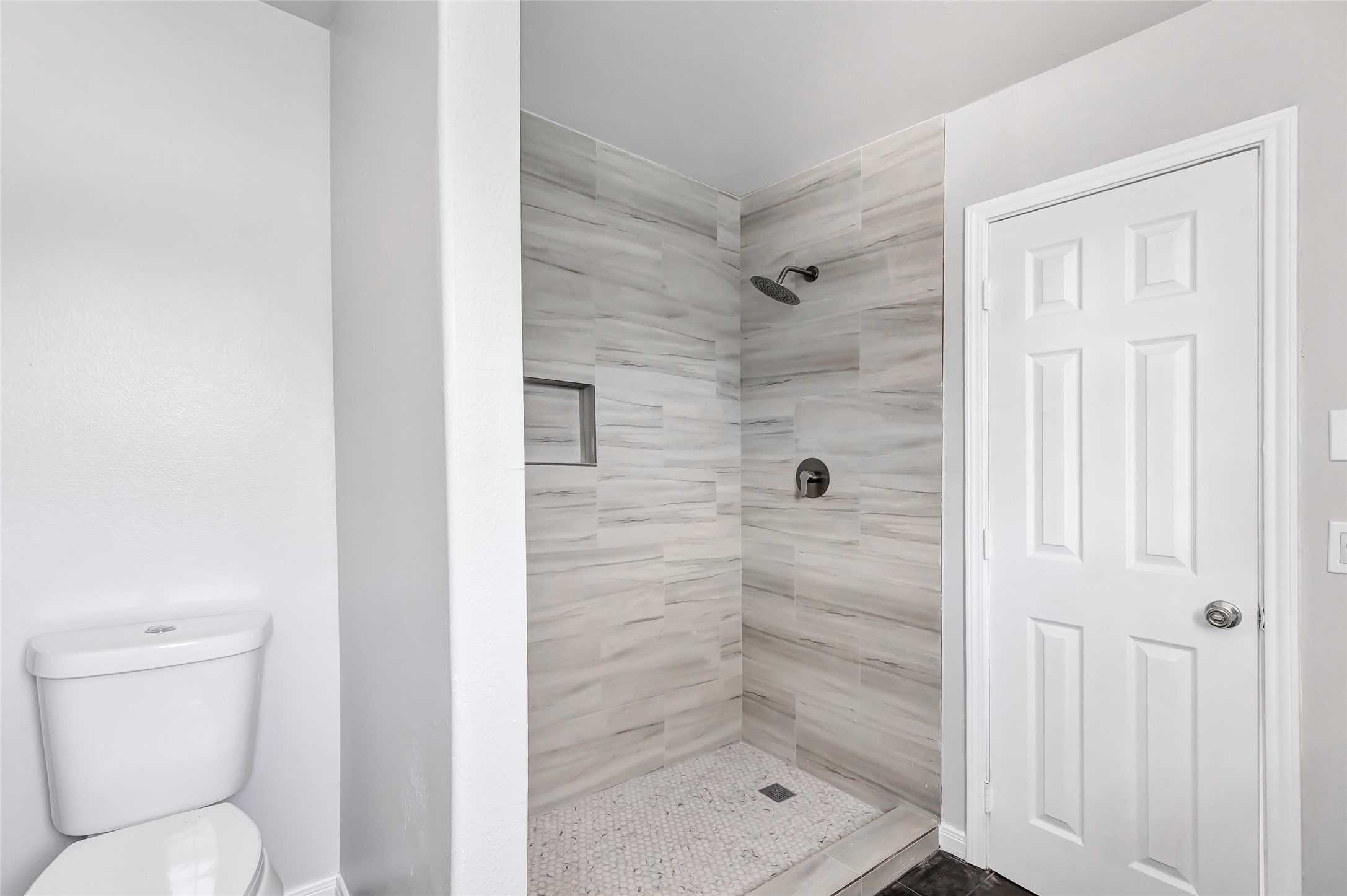 10445 Wicklowe Street, Unit A Houston, TX 77016 - Photo 46 of 48