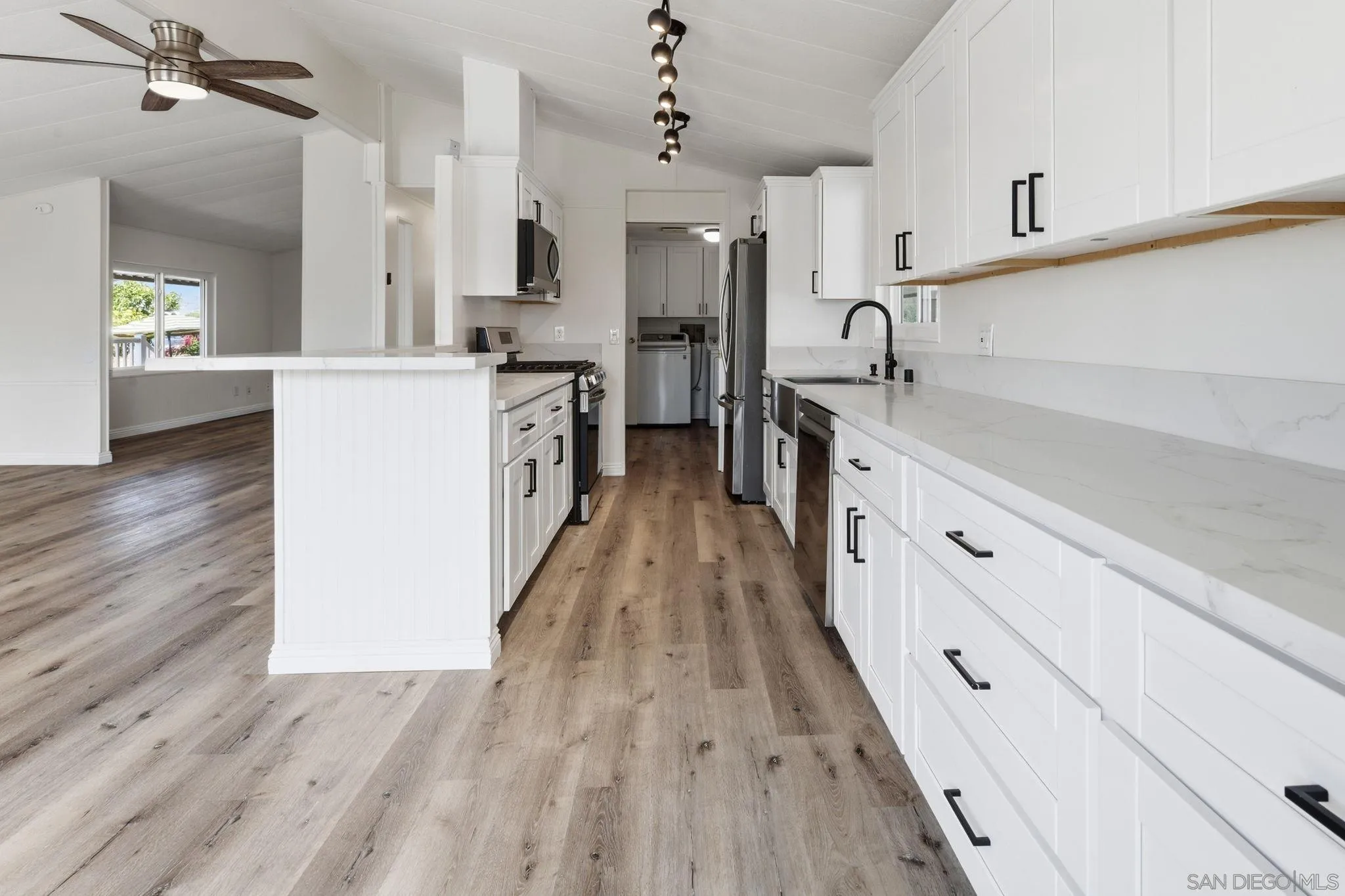 11949 Riverside Drive, Unit 176 Lakeside, CA 92040 - Photo 21 of 39 Gallery Image 21
