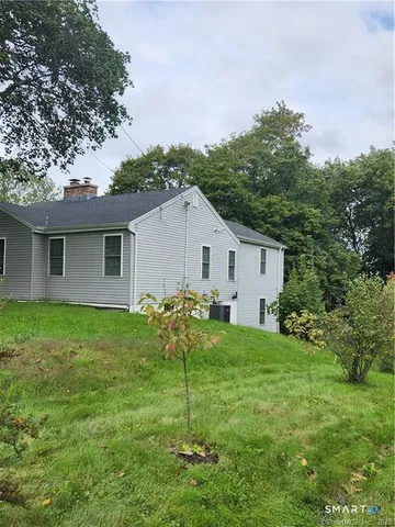 $3,295 | 994 Bunker Hill Avenue, Waterbury, CT 06708