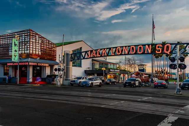 $685,000 | 311 Oak Street, Unit PH4, Oakland, CA 94607