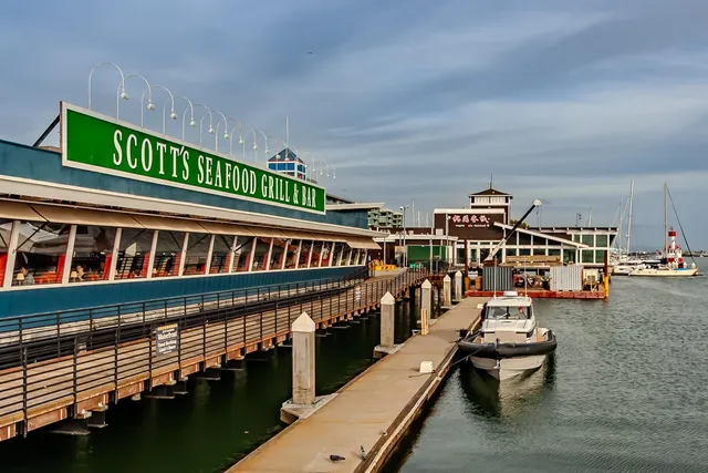 $685,000 | 311 Oak Street, Unit PH4, Oakland, CA 94607