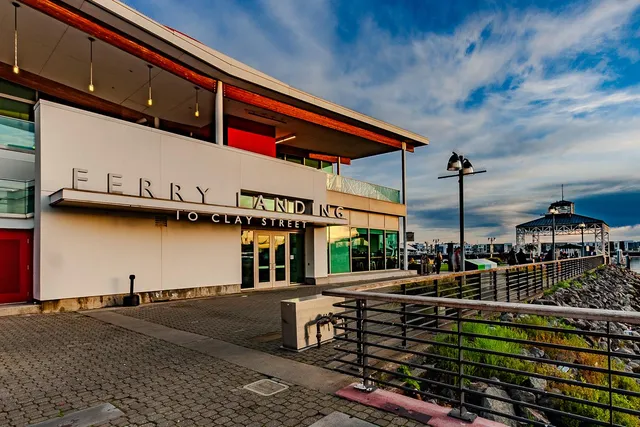 $685,000 | 311 Oak Street, Unit PH4, Oakland, CA 94607