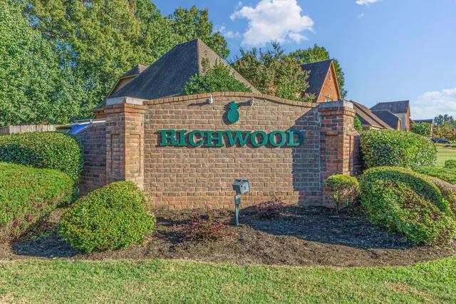 $339,900 | 7680 Carter Creek Cove, Memphis, TN 38125