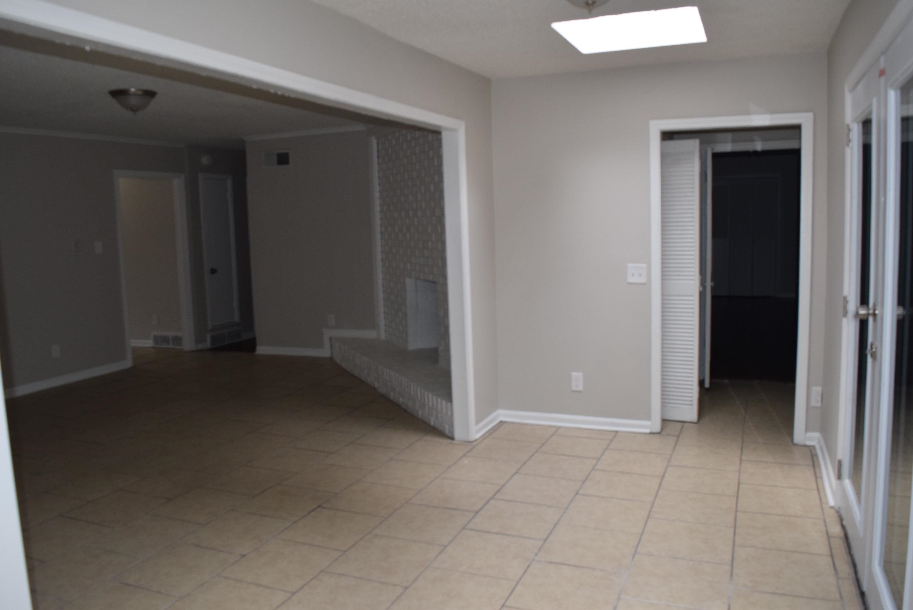 5250 Knight Arnold Road Memphis, TN 38118 - Photo 8 of 18 Gallery Image 8