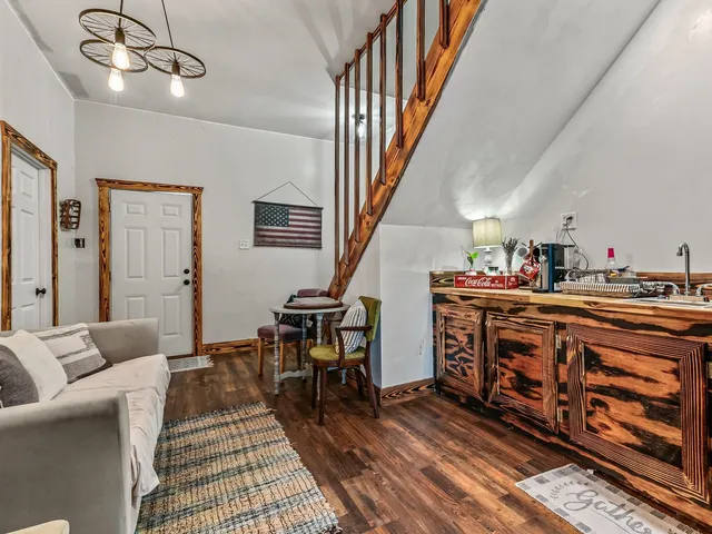 $550,000 | 115 Isle Of Paradise Road, Crawfordville, FL 32327