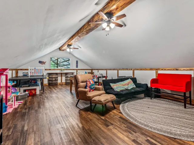 $550,000 | 115 Isle Of Paradise Road, Crawfordville, FL 32327