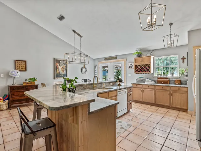 $550,000 | 115 Isle Of Paradise Road, Crawfordville, FL 32327