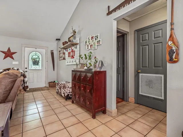 $550,000 | 115 Isle Of Paradise Road, Crawfordville, FL 32327