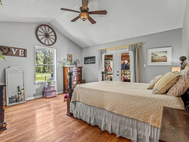 $550,000 | 115 Isle Of Paradise Road, Crawfordville, FL 32327