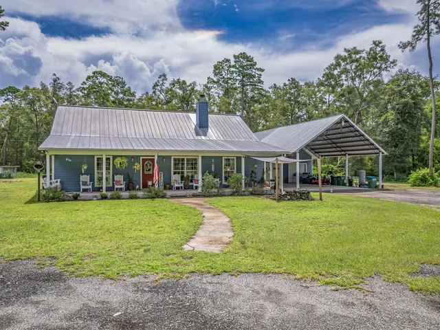 $550,000 | 115 Isle Of Paradise Road, Crawfordville, FL 32327