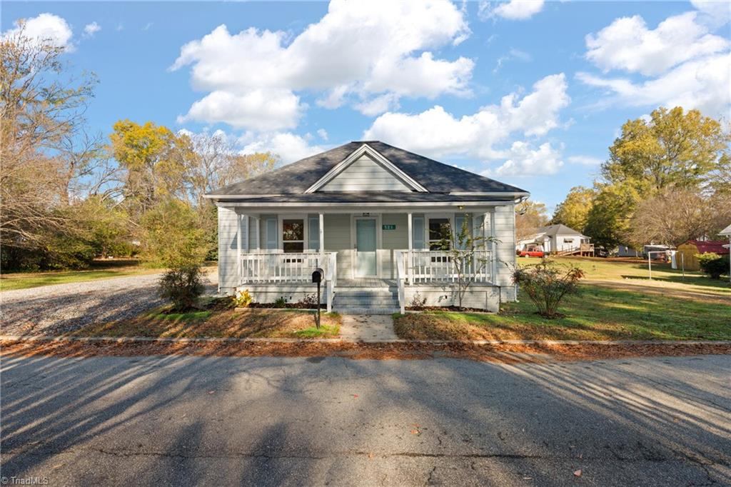 521 Walnut Street Eden, NC 27288 - Photo 3 of 42
