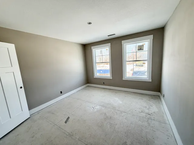 $301,900 | 25 Echo Ridge, Oak Grove, KY 42262