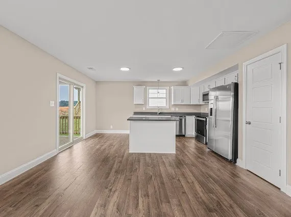 $301,900 | 25 Echo Ridge, Oak Grove, KY 42262