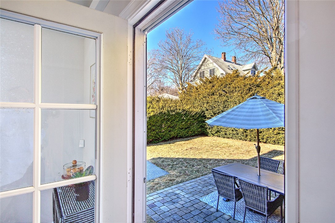 12 Sheldon Street Providence, RI 02906 - Photo 18 of 50