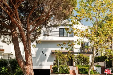 $1,999,000 | 847 17th Street, Unit 6, Santa Monica, CA 90403