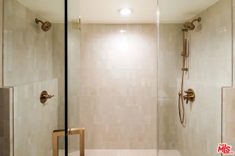 $1,999,000 | 847 17th Street, Unit 6, Santa Monica, CA 90403