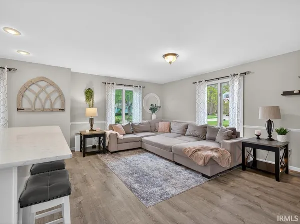 $450,000 | 17113 Platter Parkway, Woodburn, IN 46797