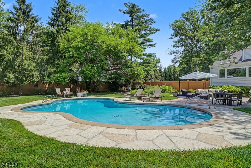 6 Coventry Road Livingston, NJ 07039 - Photo 31 of 37