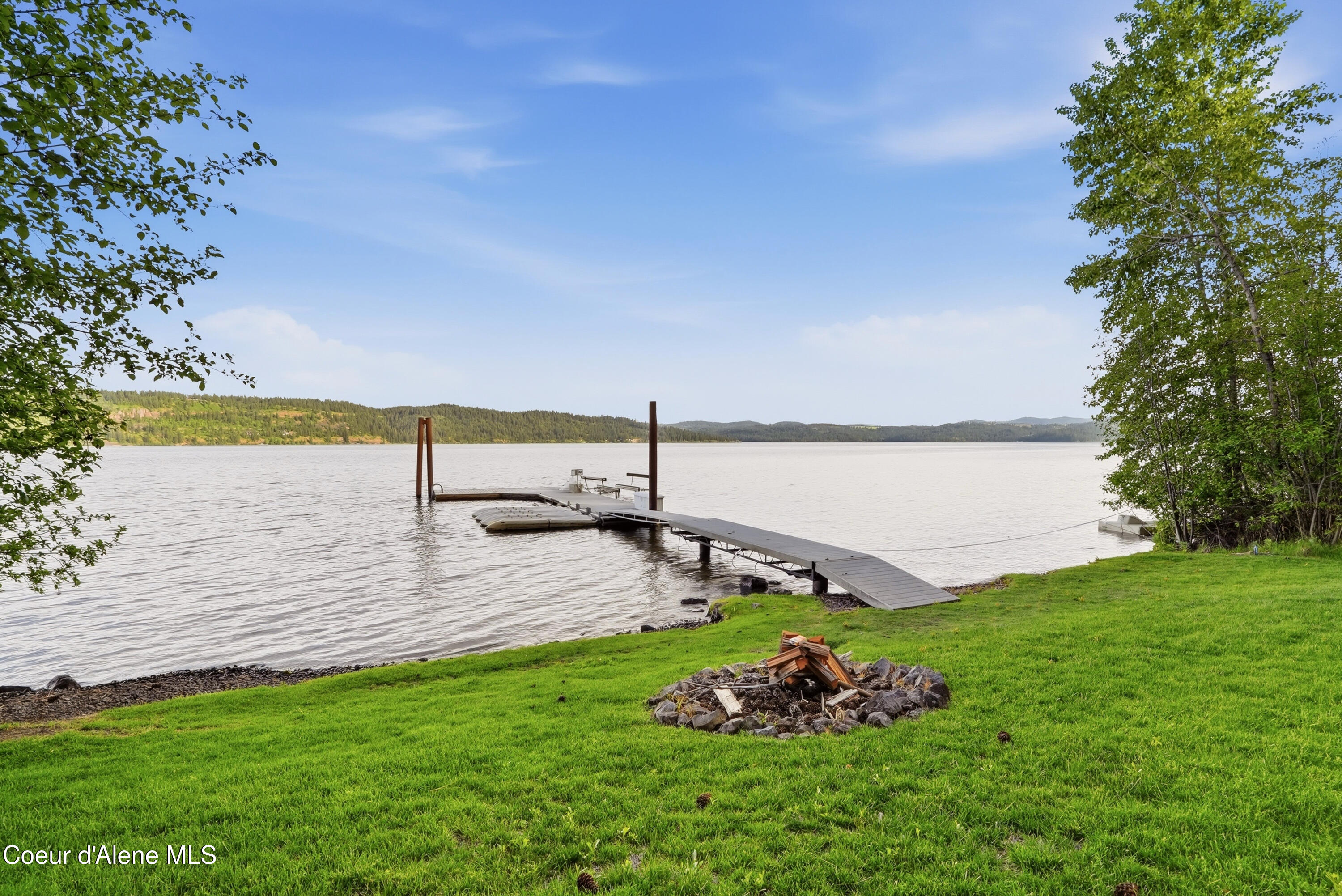 7190 West Rockford Bay Road Coeur D'Alene, ID 83814 - Photo 86 of 95 Lakeside Firepit