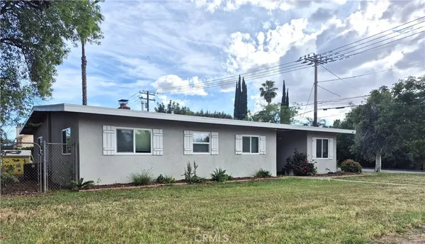 $539,999 | 217 East Avenue L, Calimesa, CA 92320