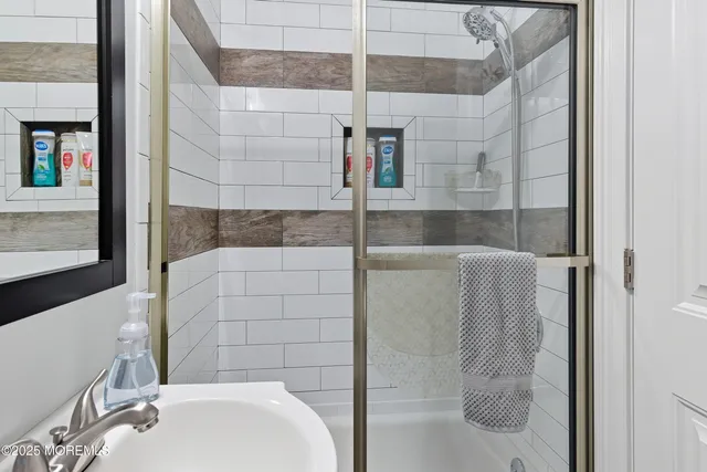 $389,999 | 24 Port Royal Drive, Toms River, NJ 08757