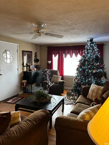 $249,900 | 208 South Highland Drive, Salem, IN 47167