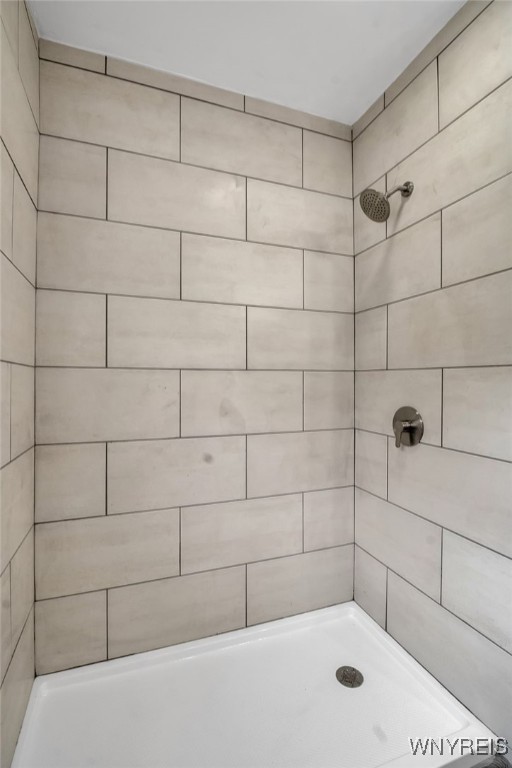 12663 Presbyterian Road Ridgeway, NY 14479 - Photo 17 of 33