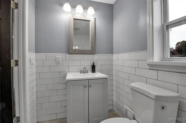 $329,900 | 12663 Presbyterian Road, Ridgeway, NY 14479