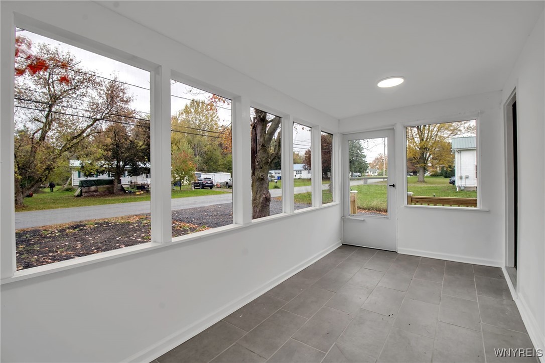 12663 Presbyterian Road Ridgeway, NY 14479 - Photo 5 of 33