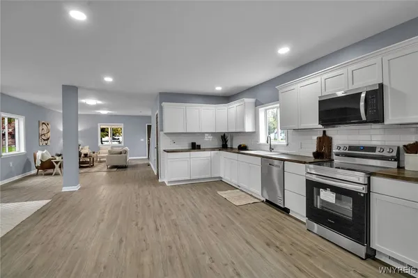 $329,900 | 12663 Presbyterian Road, Ridgeway, NY 14479