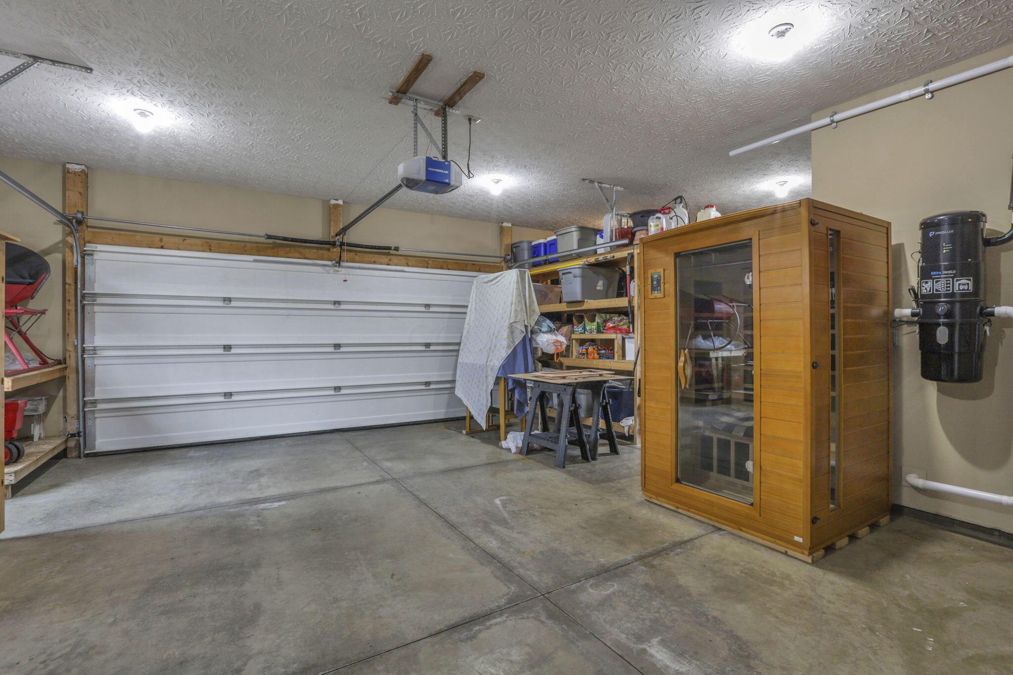 2057 Fout Road, Unit 3 Frankfort, OH 45628 - Photo 41 of 55 42-web-or-mls-IMG_9924
