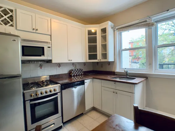 $3,700 | 530 Garden Street, Unit 2, Hoboken, NJ 07030