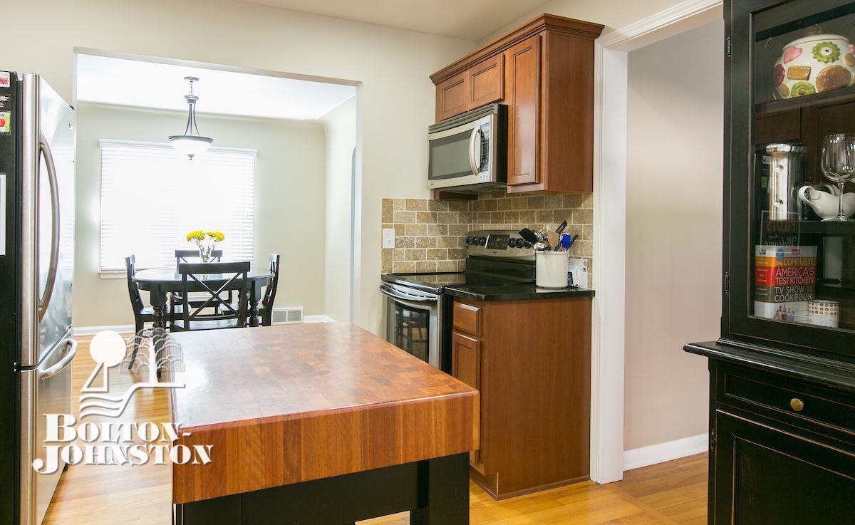 1616 Hampton Road Grosse Pointe Woods, MI 48236 - Photo 14 of 29