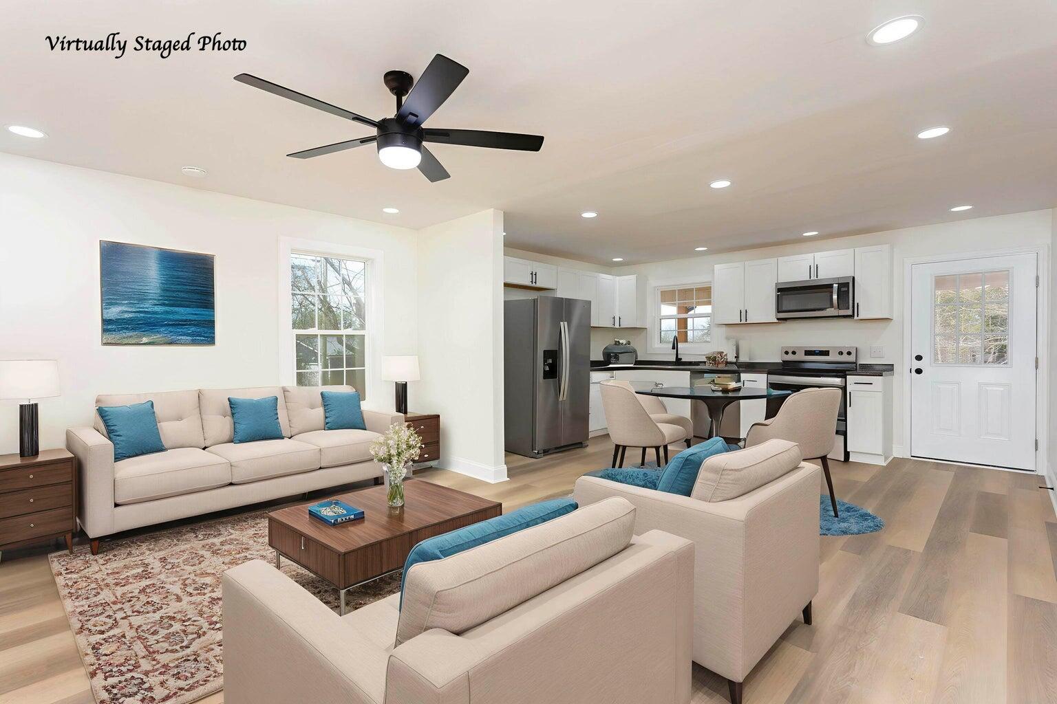 333 Cross Road Dunlap, TN 37327 - Photo 7 of 28 Living Room