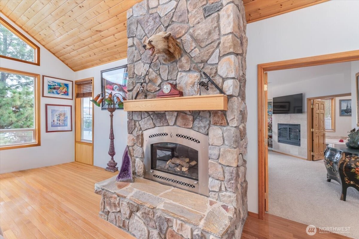 7371 Ridgeview Drive Chelan, WA 98816 - Photo 7 of 40