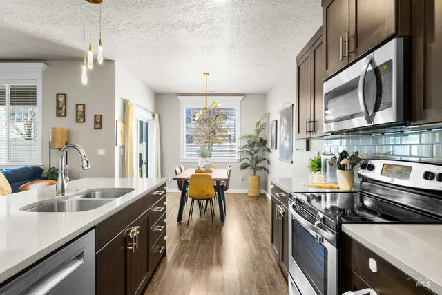 $449,000 | 1905 North Chandra Way, Meridian, ID 83646