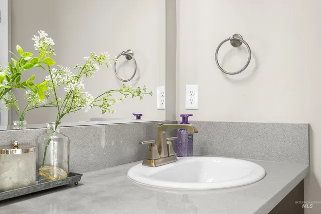 $449,000 | 1905 North Chandra Way, Meridian, ID 83646