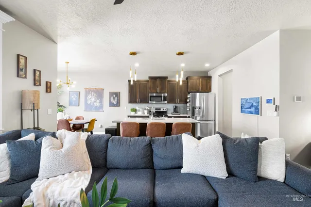 $449,000 | 1905 North Chandra Way, Meridian, ID 83646