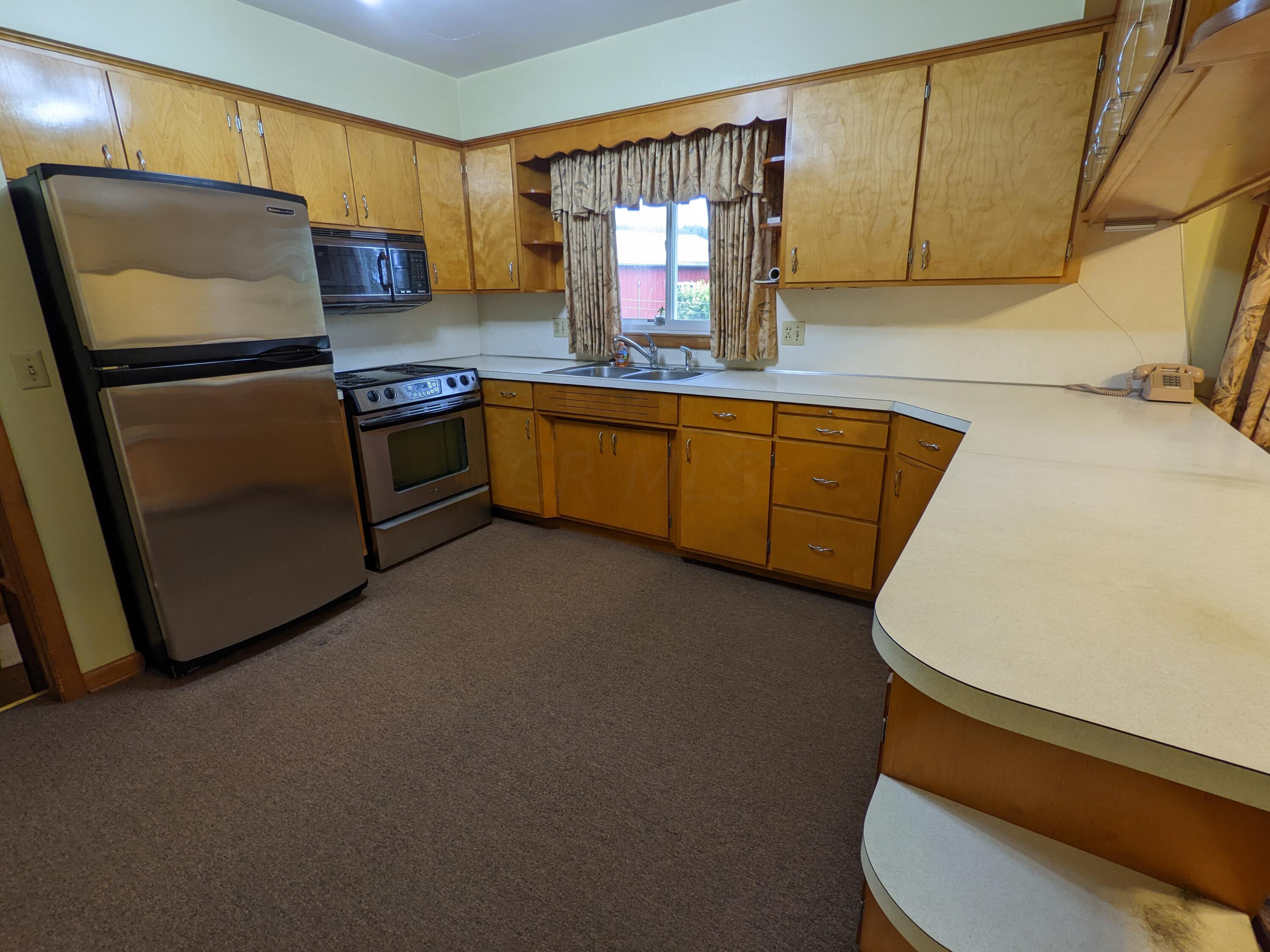 25049 Hopewell Road Gambier, OH 43022 - Photo 19 of 35 18