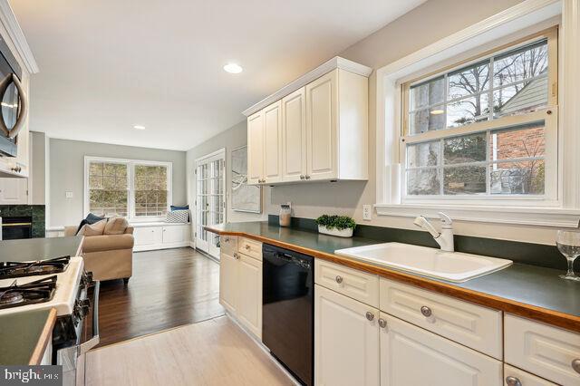 1408 Ruffner Road Alexandria, VA 22302 - Photo 13 of 39