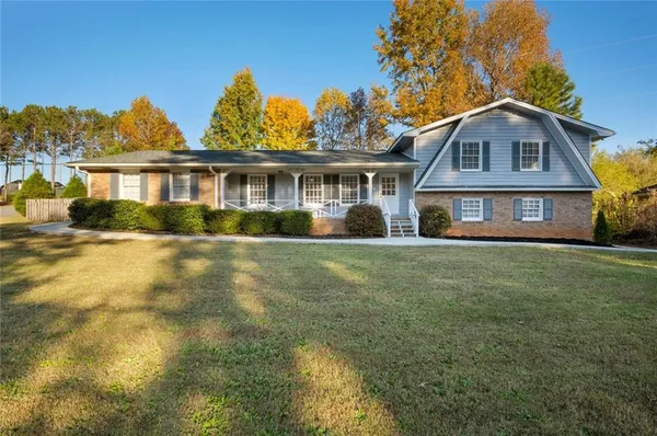 $2,850 | 2857 Fontainebleau Drive, Doraville, GA 30360