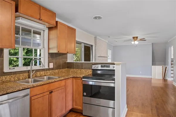 $2,850 | 2857 Fontainebleau Drive, Doraville, GA 30360