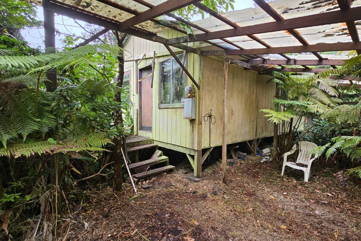 113768 Ala Ohia Street, Volcano, HI 96785 Compass