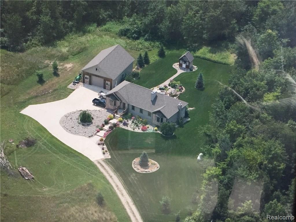 8130 Brophy Road Howell, MI 48855 - Photo 1 of 28 IMG_1304 (1).JPG
