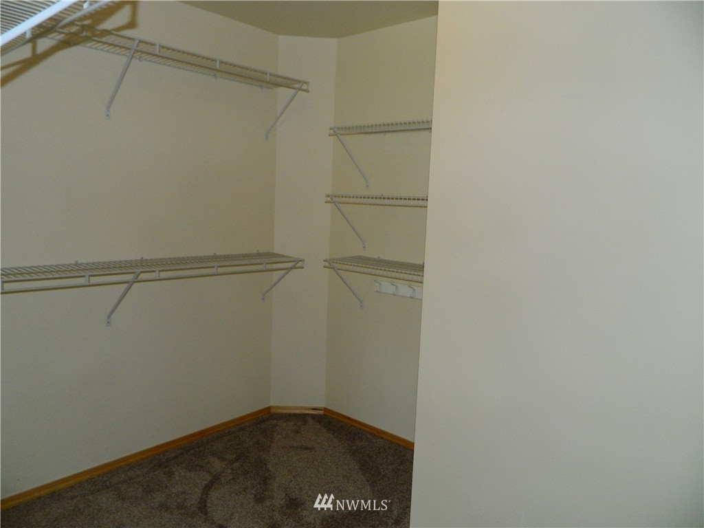 10980 Banner Road Southeast Olalla, WA 98359 - Photo 13 of 25 Gallery Image 13