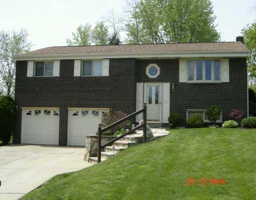 2006 Cutter Drive McKees Rocks, PA 15136 - Photo 1 of 8 Exterior Front.
