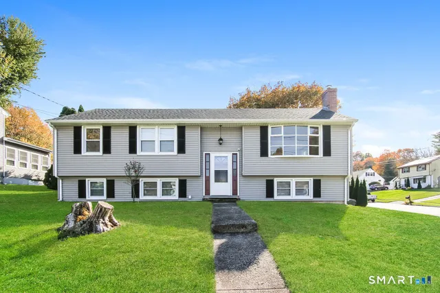 $445,000 | 35 Murla Road, Berlin, CT 06037