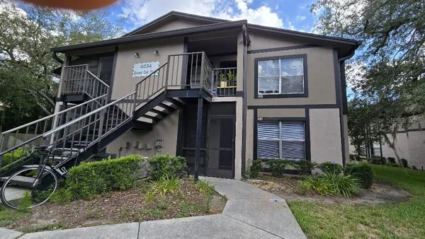 $157,500 | 4034 Dream Oak Place, Unit 103, Tampa, FL 33613