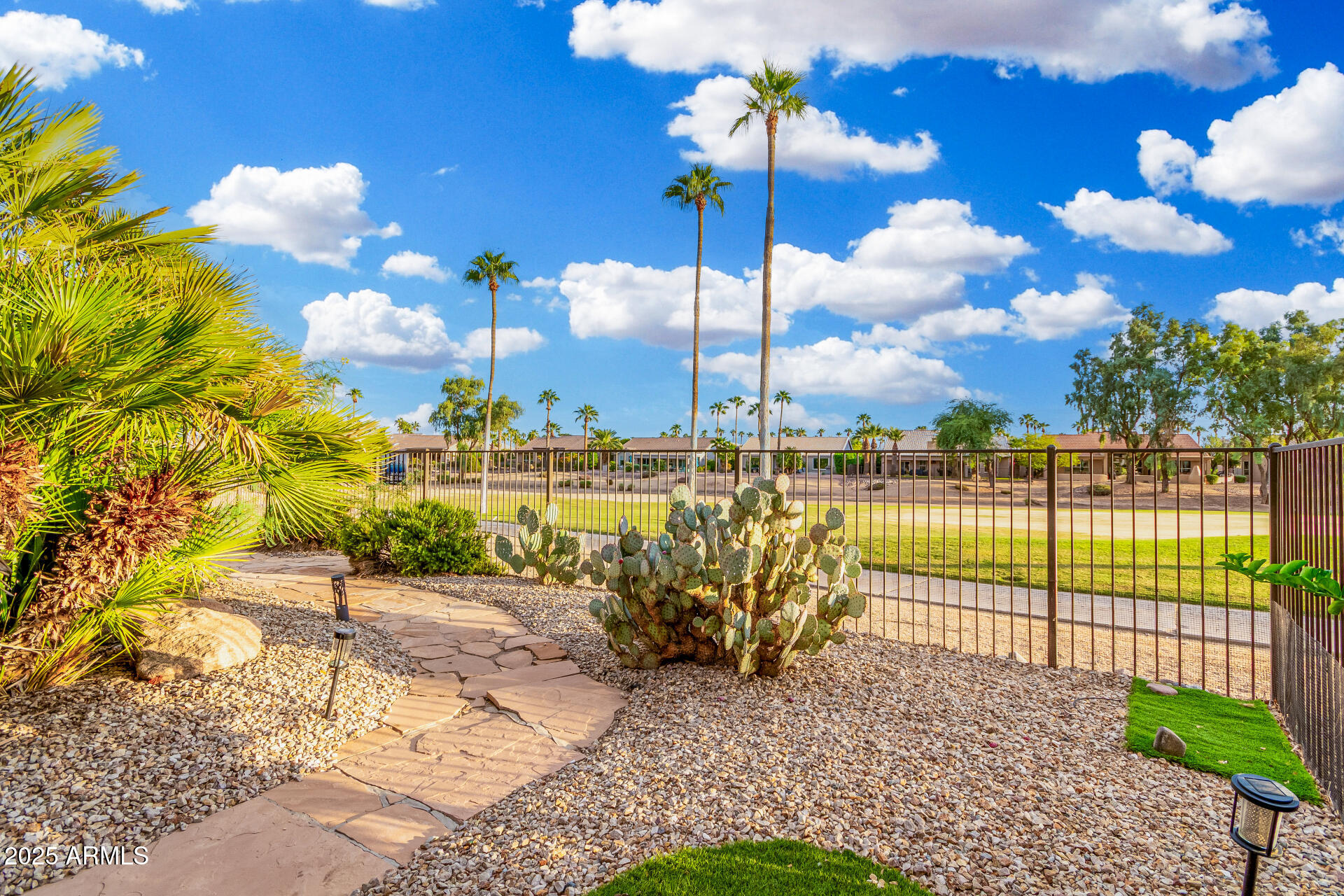 15531 Piccadilly Road Goodyear, AZ 85395 - Photo 51 of 54 a view of a basketball court